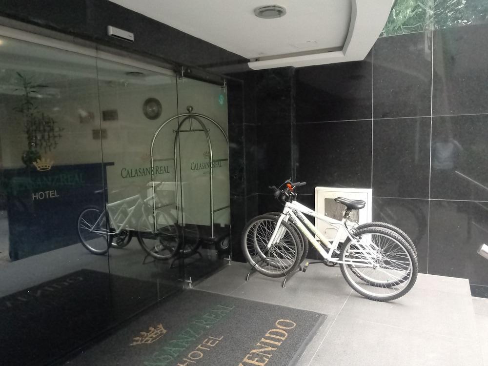 Hotel Calasanz Real メデジン エクステリア 写真